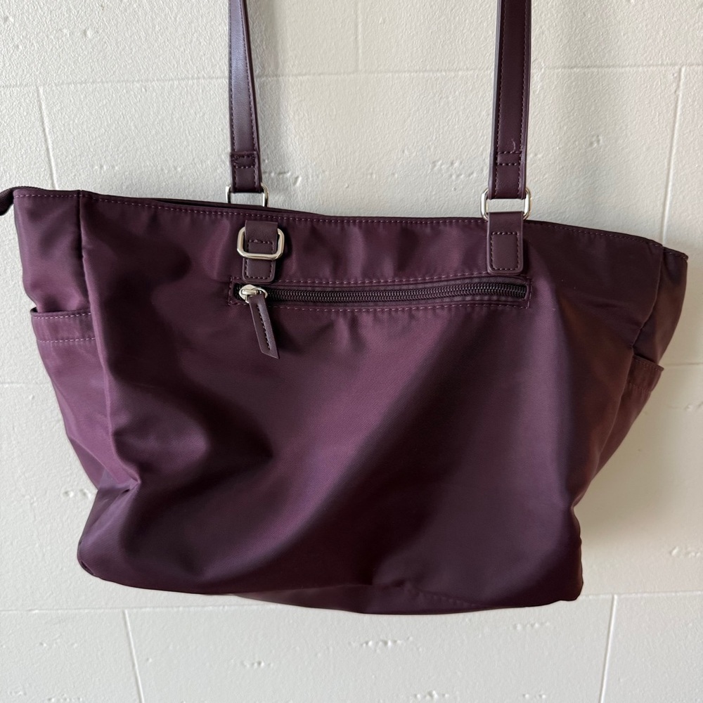 Roots | Purple Nylon Tote Bag | Everyday Carry-All Travel Shoulder Tote Bag - Picture 13 of 13